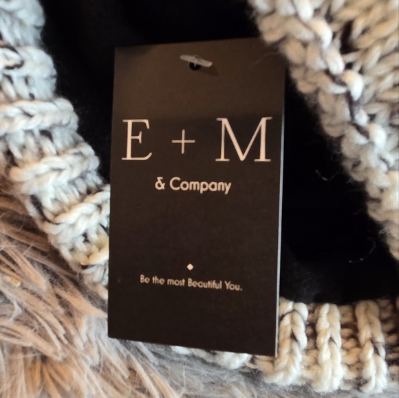 Panache Multicolored Stocking Hat with Pom Pom NWT - Picture 2 of 12